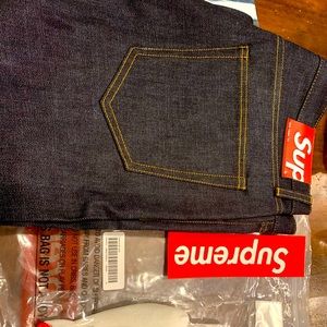 Supreme rigid jeans